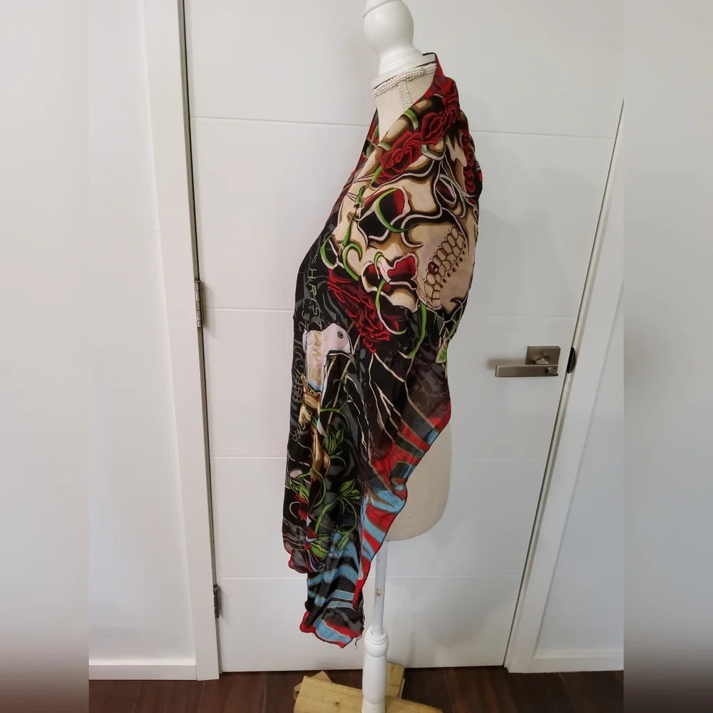 Christian Audigier Los Angeles Skull and Roses Graphic Scarf